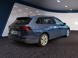 Volkswagen Golf VIII Variant 1.5 TSI Life 3 navigation