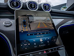 Mercedes-Benz C 300 d T AMG Line 11 navigation