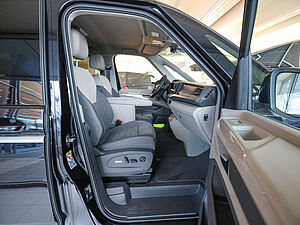 Volkswagen T7 Multivan 2.0 TSI Style lang 2 navigation