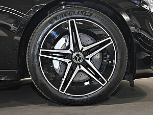 Mercedes-Benz C 300 e 4M AMG Line 8 navigation