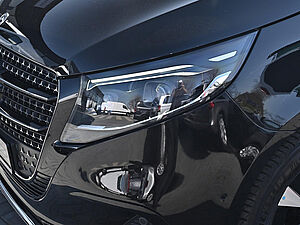 Mercedes-Benz V 300 d AVANTGARDE Extralang 29 navigation