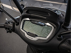 Piaggio Beverly 400 5 navigation