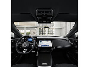 Mercedes-Benz E 200 AMG Sport Advanced 14 navigation