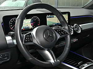 Mercedes-Benz GLB 180 Progressive Advanced Plus 28 navigation