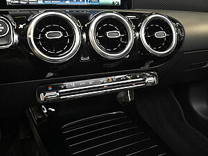 Mercedes-Benz A 250 e Progressive Advanced 13 navigation