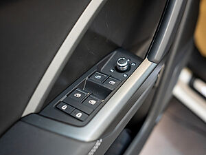 Audi Q3 S line 45 TFSI e S tronic 27 navigation