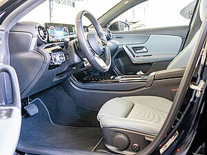 Mercedes-Benz A 250 e Progressive Advanced 18" 22 navigation