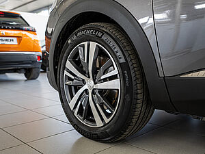 Peugeot 3008 Allure Pack Hybrid 225 5 navigation