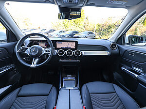Mercedes-Benz GLB 180 d Progressive Advanced 8 navigation