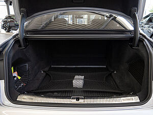 Audi A8 60 TFSI quattro 33 navigation