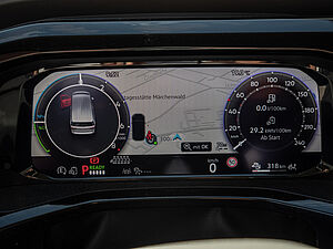 Volkswagen T7 Multivan Life 1.5 eHybrid 4M 14 navigation