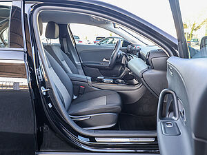 Mercedes-Benz A 250 e 2 navigation
