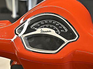 Vespa Primavera 50 E5 5 navigation