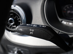 Audi Q2 S line 35 TFSI S tronic 28 navigation