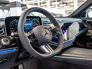 Mercedes-Benz E 450 d T 4M AMG Line Premium Plus 18 navigation