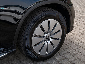 Mercedes-Benz GLC 300 de 4M 5 navigation