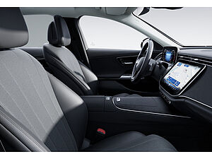 Mercedes-Benz E 200 T Avantgarde Advanced 8 navigation