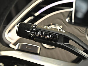Mercedes-Benz E 220 d 4M T AMG Sport Premium Superscreen 20 navigation