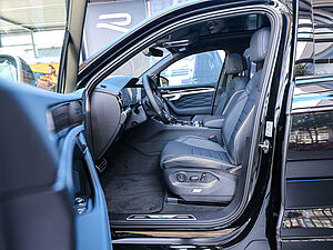 Volkswagen Touareg R-Line 3.0 V6 TDI 4M 10 navigation