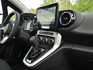 Mercedes-Benz T 180 d PROGRESSIVE Standard 6 navigation