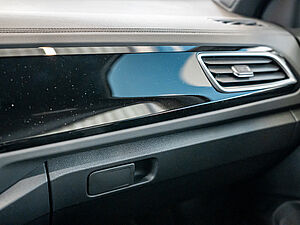 Volkswagen T-Roc R-Line 1.0 TSI 14 navigation