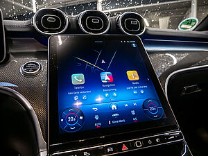 Mercedes-Benz CLE 200 Cabrio AMG Line 9 navigation