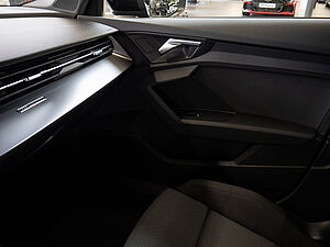 Audi A3 Sportback 30 TDI advanced 16 navigation