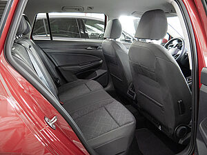 Volkswagen Golf VIII Variant Life 2.0 TDI DSG 4 navigation