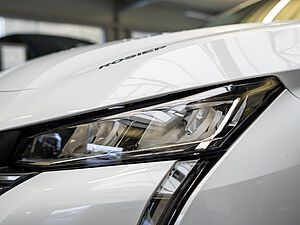 Peugeot 308 SW Allure PureTech 130 EAT8 27 navigation