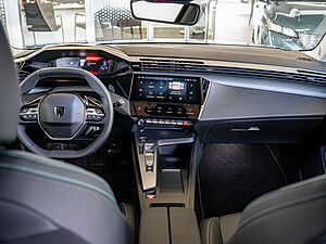 Peugeot 308 SW Allure BlueHDi 130 EAT8 6 navigation