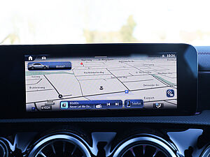 Mercedes-Benz CLA 250 e AMG Line 12 navigation