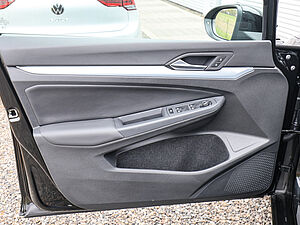 Volkswagen Golf VIII Goal 1,5 l TSI 32 navigation