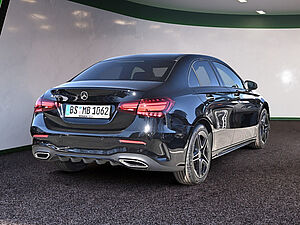 Mercedes-Benz A 200 Limousine 3 navigation