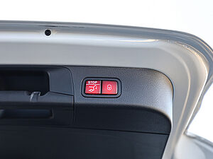 Mercedes-Benz GLB 200 AMG Line 32 navigation
