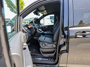 Mercedes-Benz V 300 d AVANTGARDE Extralang 8 navigation