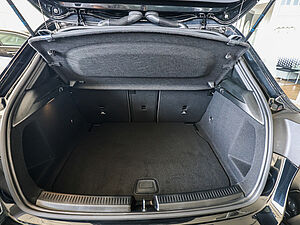 Mercedes-Benz A 35 AMG 4M 31 navigation
