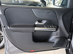 Mercedes-Benz B 200 d Progressive Advanced 29 navigation