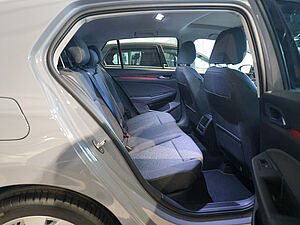 Volkswagen Golf VIII Life 1.5 TSI 4 navigation