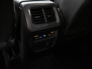 Volkswagen Tiguan Elegance 1,4 TSI eHybrid DSG 11 navigation