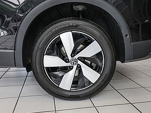 Volkswagen Tiguan Elegance 2.0 TDI 4M DSG 8 navigation