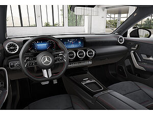 Mercedes-Benz CLA 220 4M Coupé AMG Sport Premium Plus 2 navigation