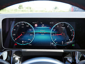 Mercedes-Benz B 200 AMG Line 29 navigation