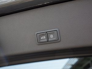 Audi e-tron advanced 55 quattro 30 navigation