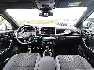Volkswagen T-Roc R-Line 1.0 TSI 8 navigation