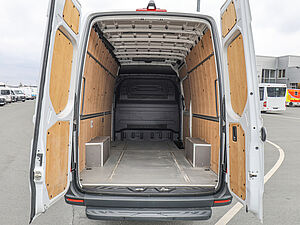 Mercedes-Benz Sprinter 317 CDI KA L3H2 29 navigation