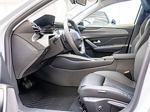Peugeot 308 Allure HYBRID 136 e-DSC6 18 navigation