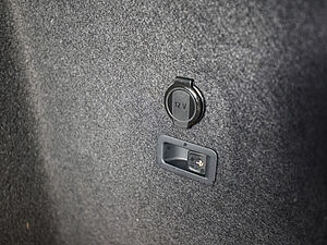 Volkswagen Golf VIII Variant GOAL2,0 l TDI DSG 32 navigation