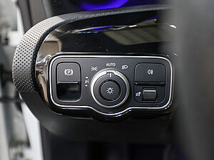 Mercedes-Benz CLA 200 SB d AMG Sport Premium Plus 29 navigation