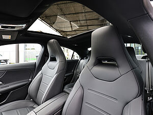 Mercedes-Benz CLA 180 Coupé Progressive Advanced 30 navigation