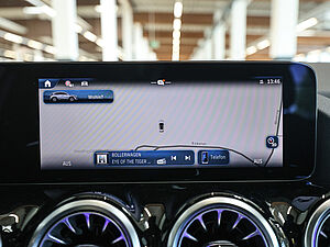 Mercedes-Benz GLA 35 AMG 4M Premium 11 navigation